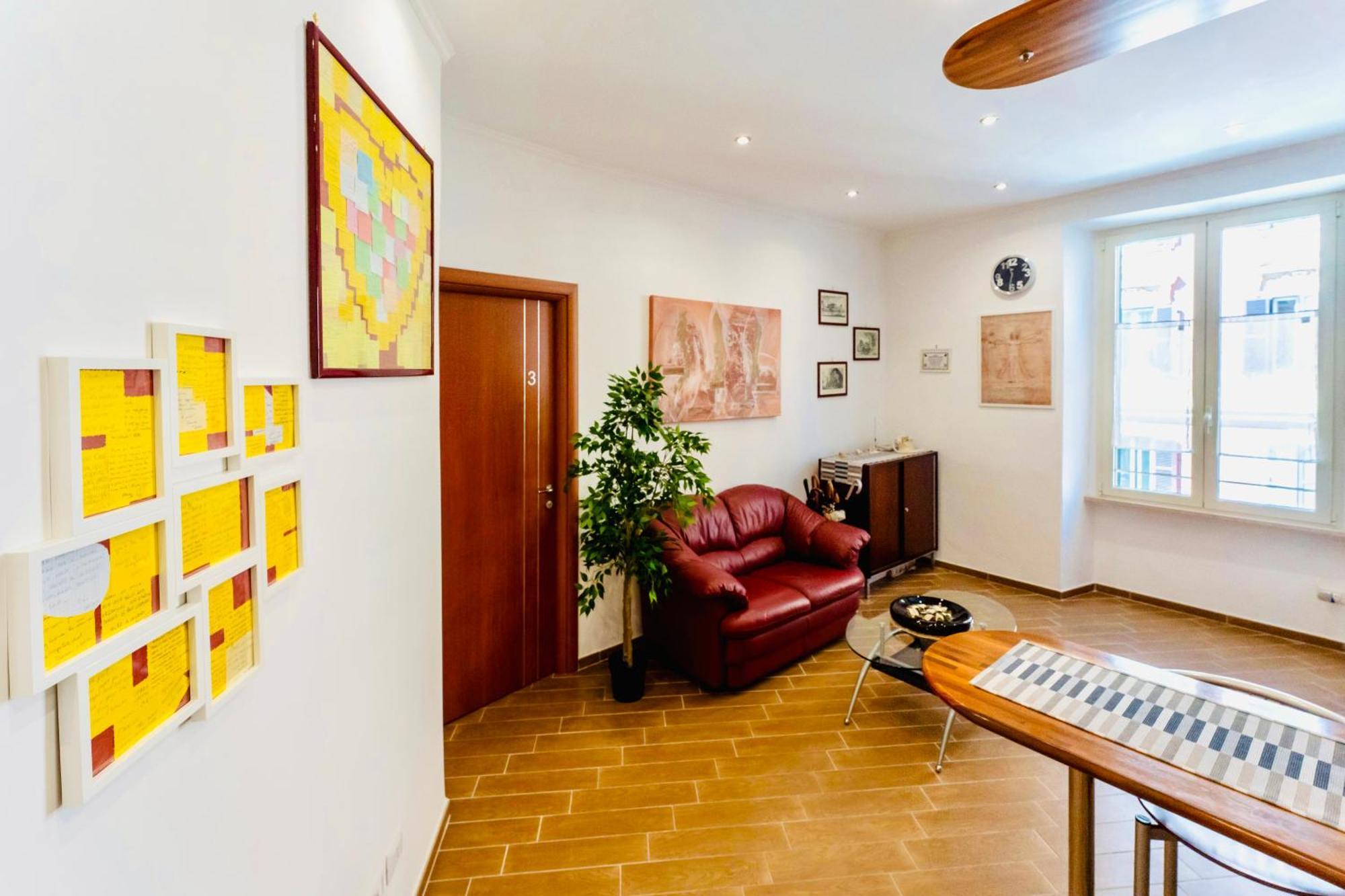 Miclad Colosseum Guest House, Rome